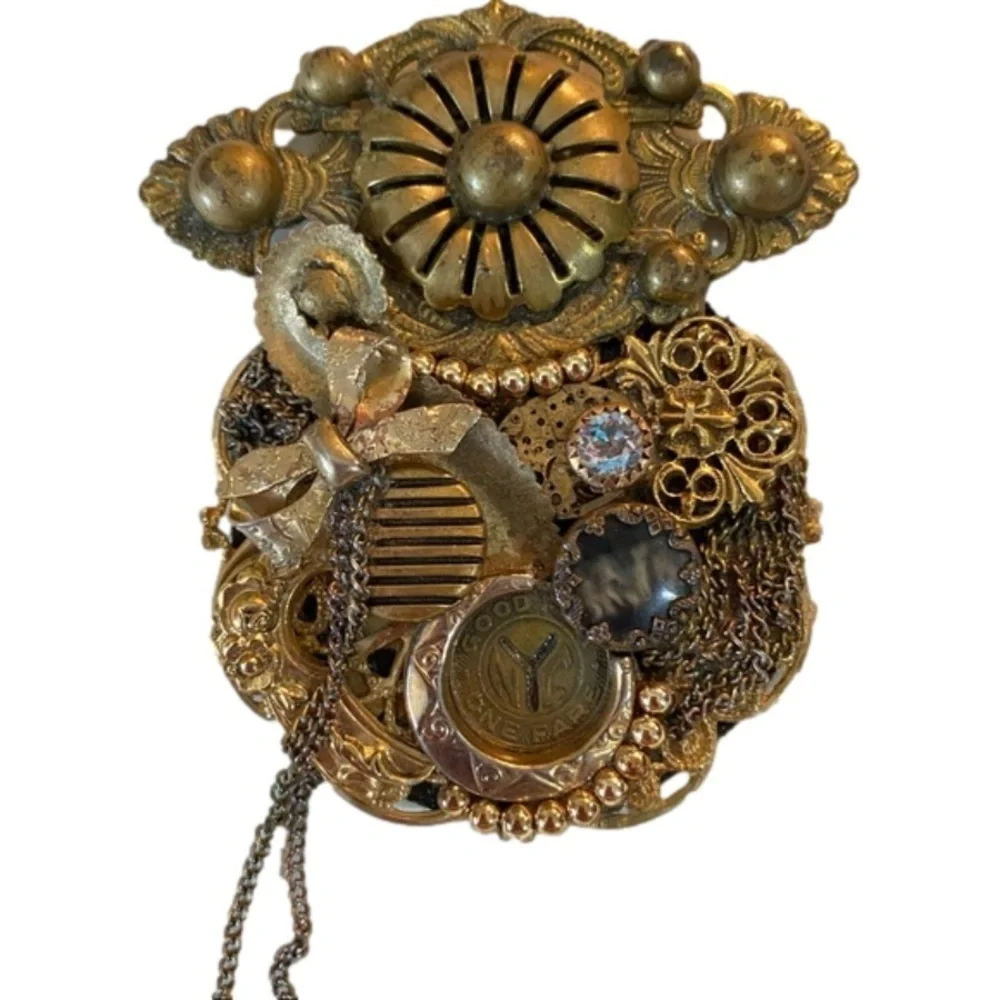 NYC SUBWAY TOKEN LARGE VTG Steampunk handcrafted remembrance BROOCH